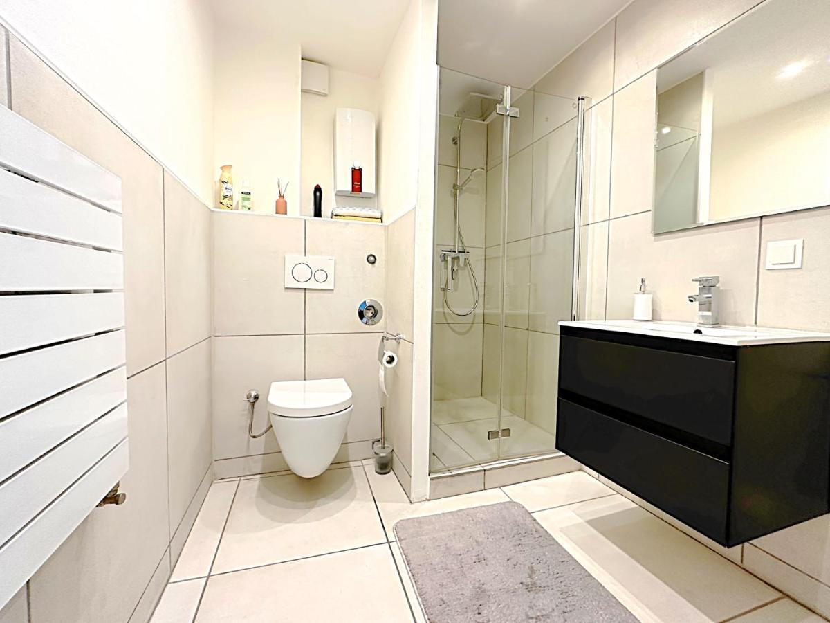 Homezone Seelze Exterior photo
